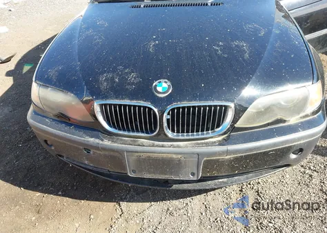 2002 BMW 325Xit from USA, damaged, VIN WBAEP33472PF01043
